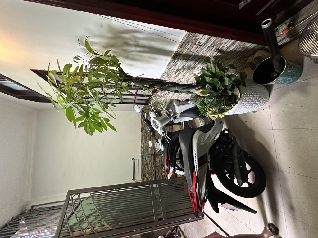 Bán nhà Đông Thiên - diện tích 73.9m2 2 tầng - gần phố dân xây khung cột - giá 9,5 tỷ