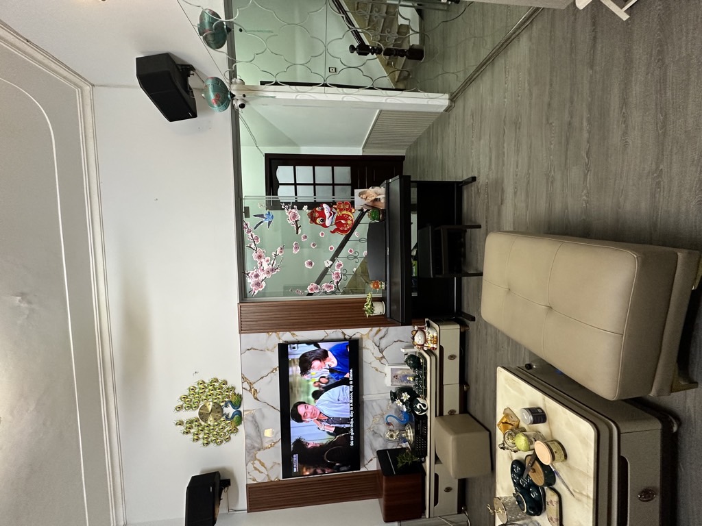 Bán nhà Đông Thiên - diện tích 73.9m2 2 tầng - gần phố dân xây khung cột - giá 9,5 tỷ