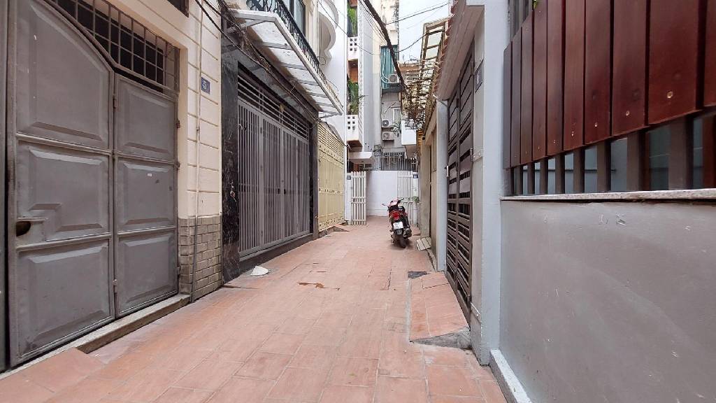 Bán nhà Ngõ Giếng - diện tích 60m2 4 tầng - Phân lô - giá 20 tỷ