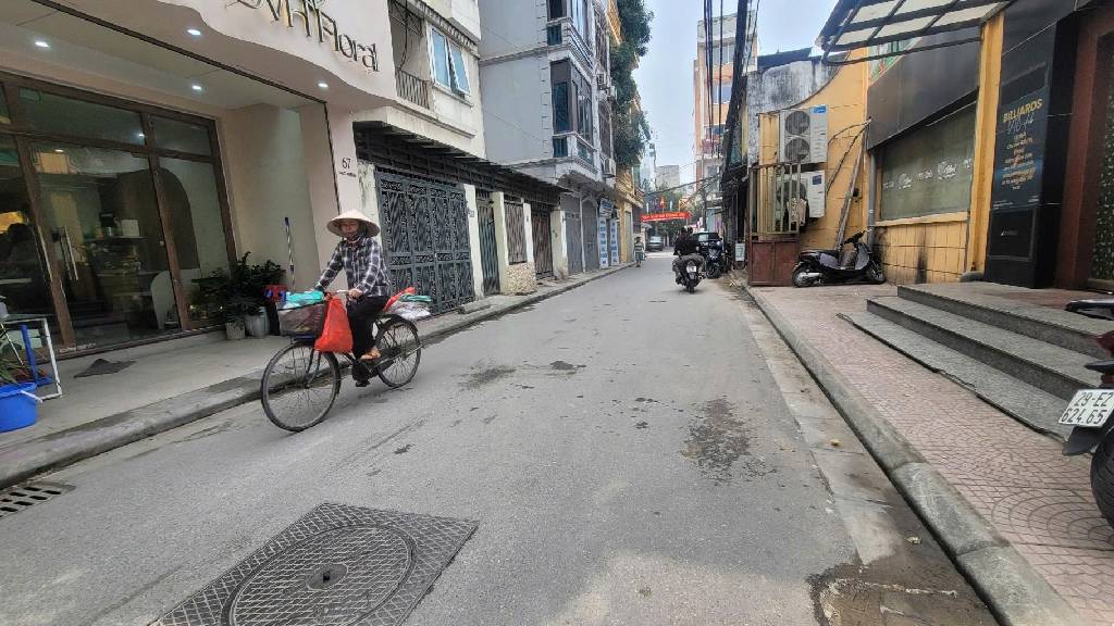 Bán nhà Ngõ Giếng - diện tích 60m2 4 tầng - Phân lô - giá 20 tỷ