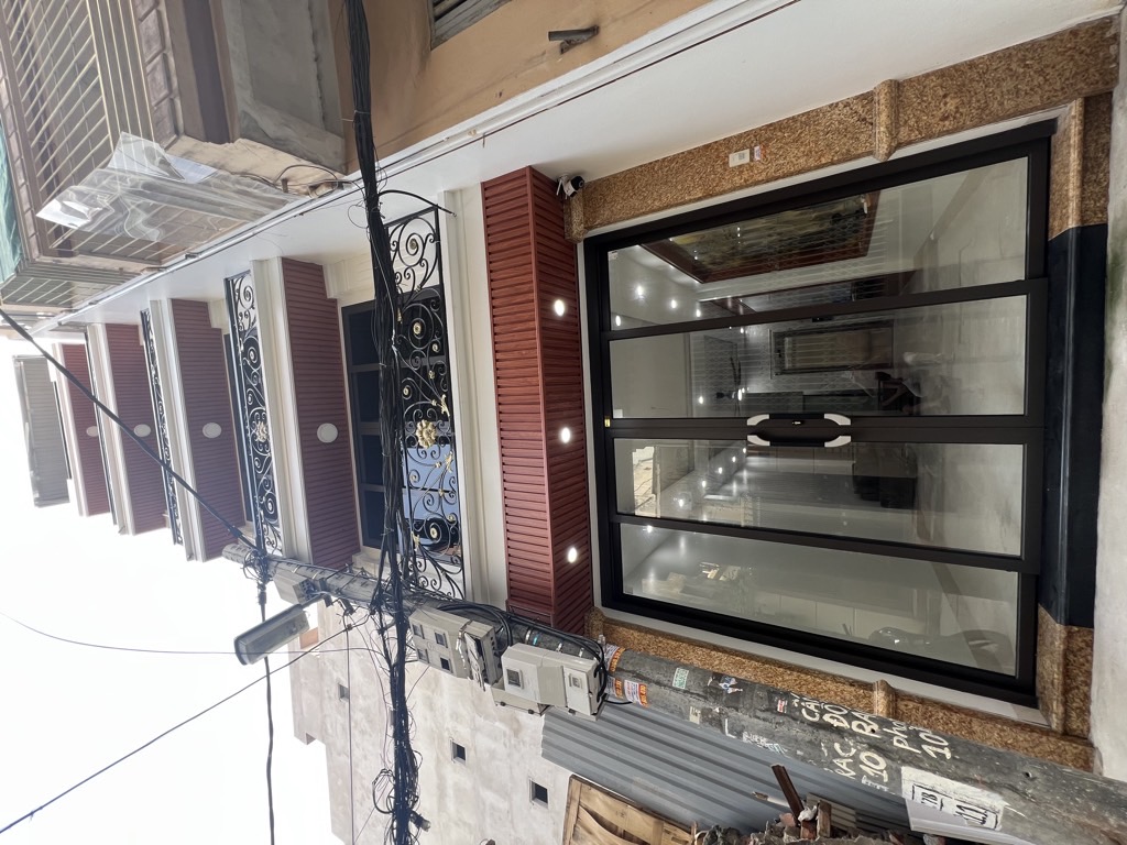 Bán nhà Hoàng Mai - diện tích 46m2 6 tầng - Ô tô đỗ cửa - giá 14,6 tỷ