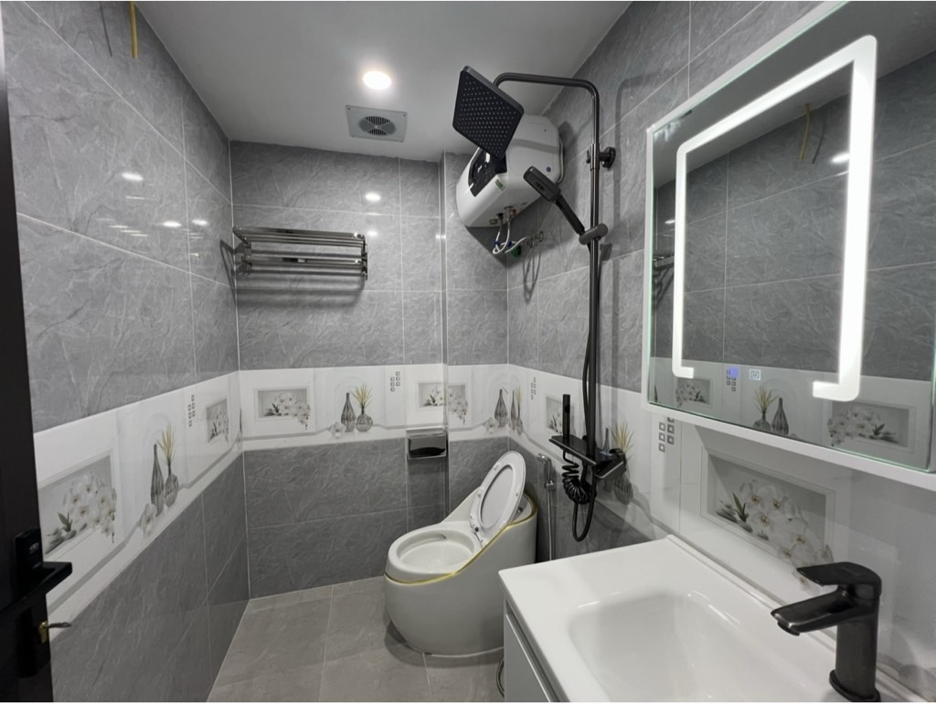 Bán nhà Hoàng Mai - diện tích 46m2 6 tầng - Ô tô đỗ cửa - giá 14,6 tỷ