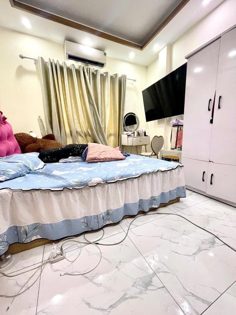 Bán nhà Lĩnh Nam - diện tích 35m2 5 tầng - Ô TÔ TRÁNH - giá 11,3 tỷ