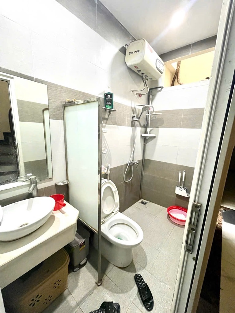 Bán nhà Lĩnh Nam - diện tích 35m2 5 tầng - Ô TÔ TRÁNH - giá 11,3 tỷ