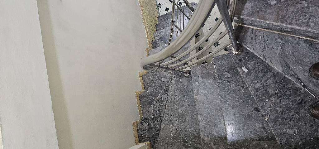 Bán nhà Bùi Ngọc Dương - diện tích 12m2 4 tầng - Lô góc 2 mặt ngõ - giá 3,35 tỷ