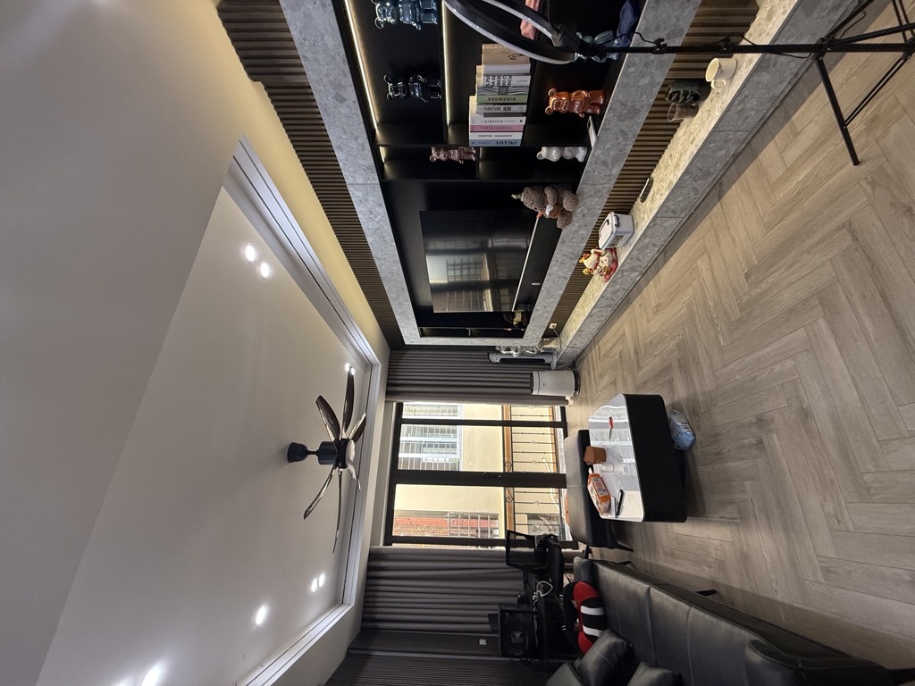 Bán nhà Tân Mai - diện tích 40m2 5 tầng - Ô TÔ ĐỖ CÁCH NHÀ 5M - giá 11,8 tỷ