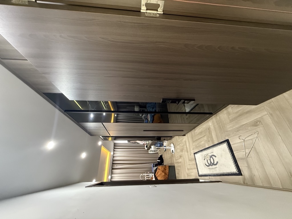 Bán nhà Tân Mai - diện tích 40m2 5 tầng - Ô TÔ ĐỖ CÁCH NHÀ 5M - giá 11,8 tỷ