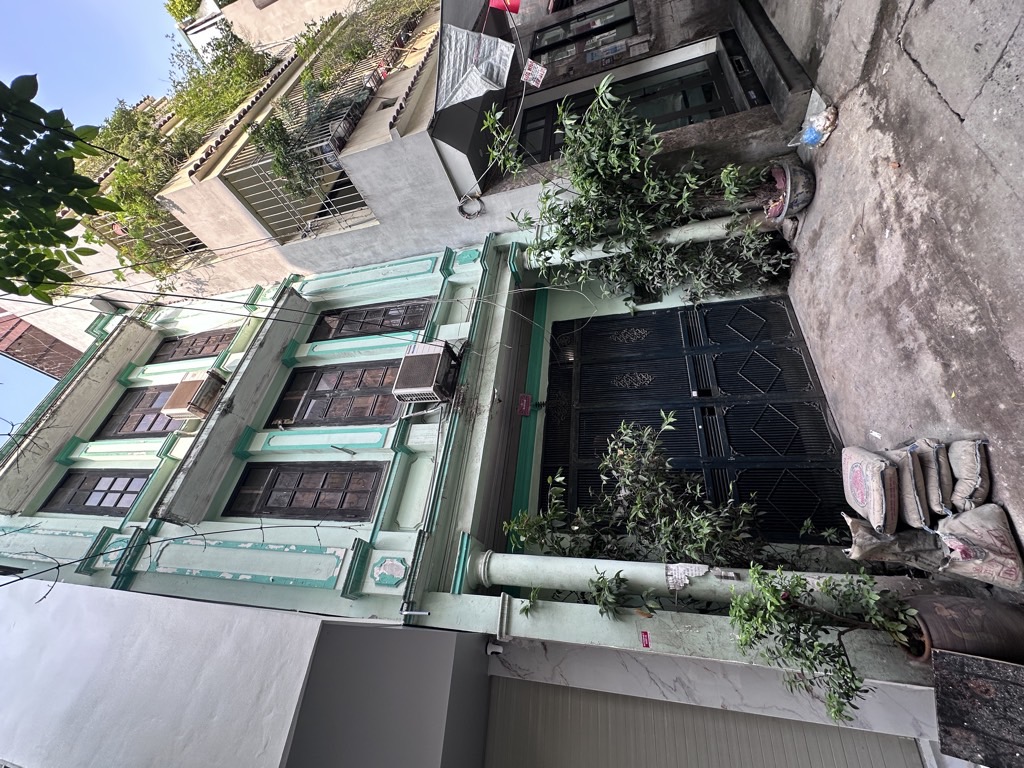 Bán nhà Đê Trần Khát Chân - diện tích 72m2 4 tầng - Ô TÔ TRÁNH - giá 16,5 tỷ