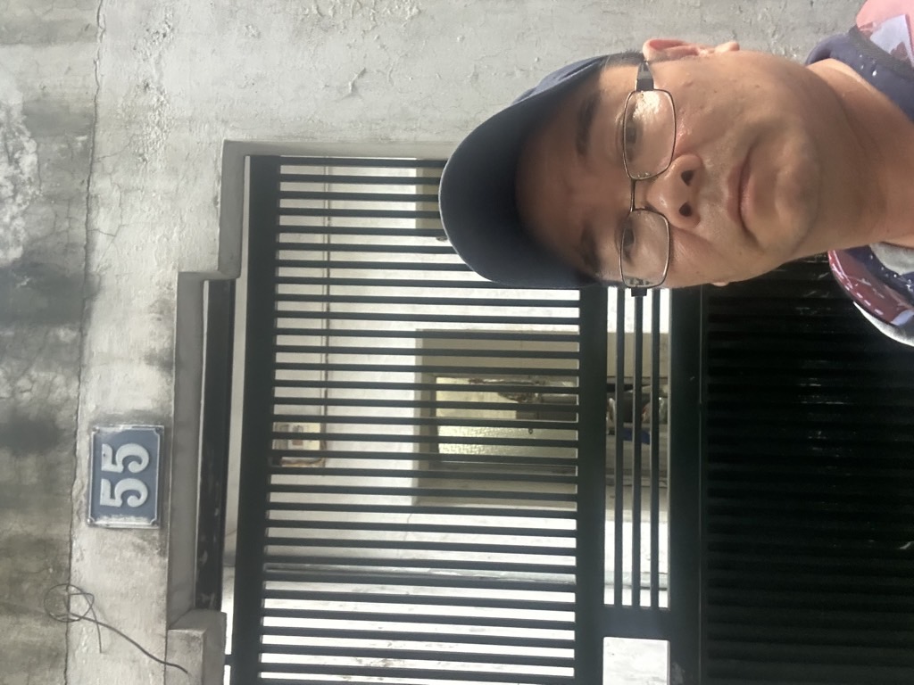 Bán nhà Xã Đàn - diện tích 75,6m2 2 tầng - Nhà cũ hiện đang cấp 4, nhà chúng tôi đang xây gian để cho thuê - giá 12,6 tỷ