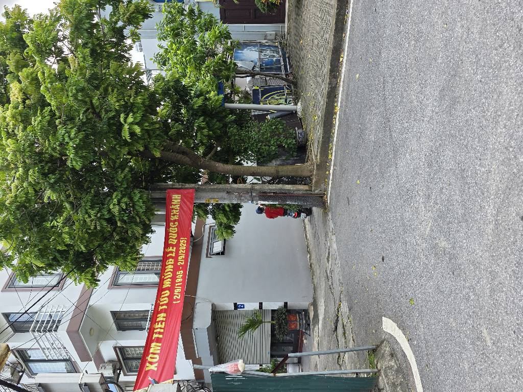 Bán nhà Giải Phóng - diện tích 73m2 1 tầng - ô tô vào nhà - giá 14,9 tỷ