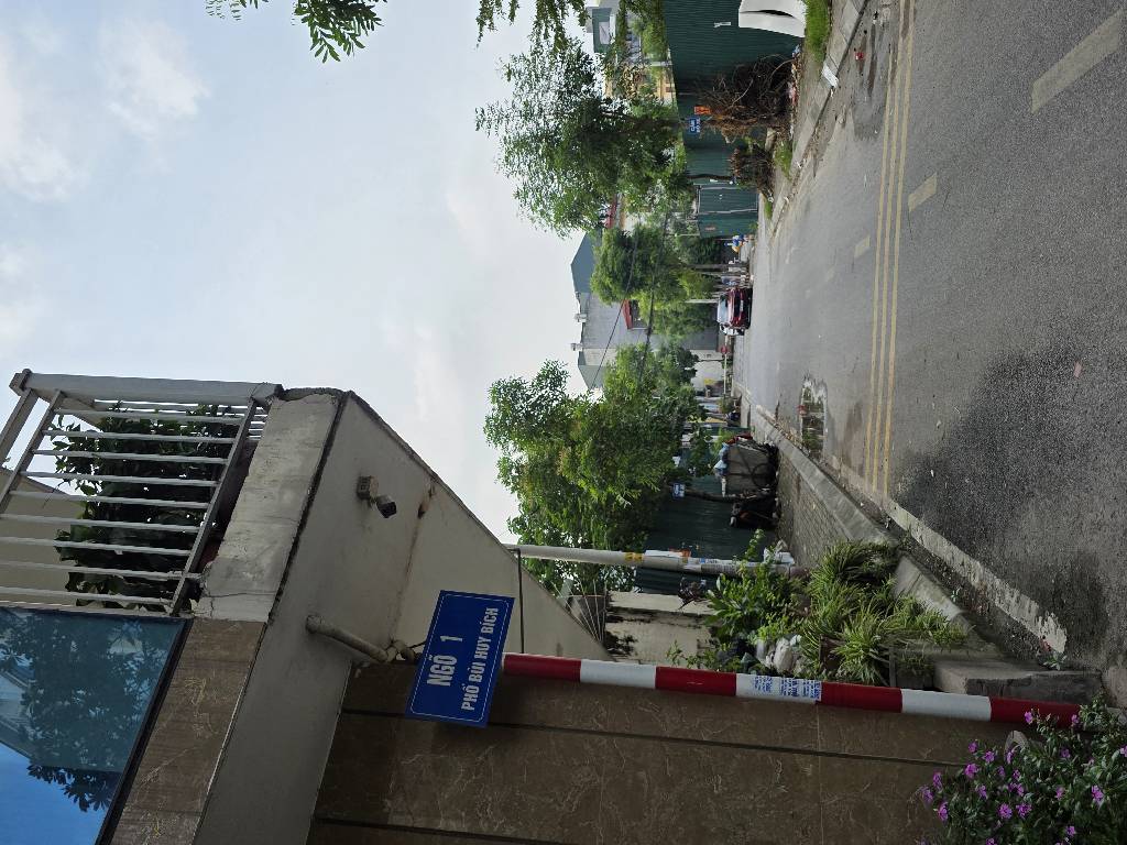 Bán nhà Giải Phóng - diện tích 73m2 1 tầng - ô tô vào nhà - giá 14,9 tỷ