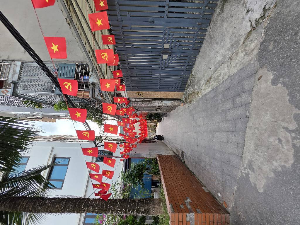 Bán nhà Giải Phóng - diện tích 73m2 1 tầng - ô tô vào nhà - giá 14,9 tỷ