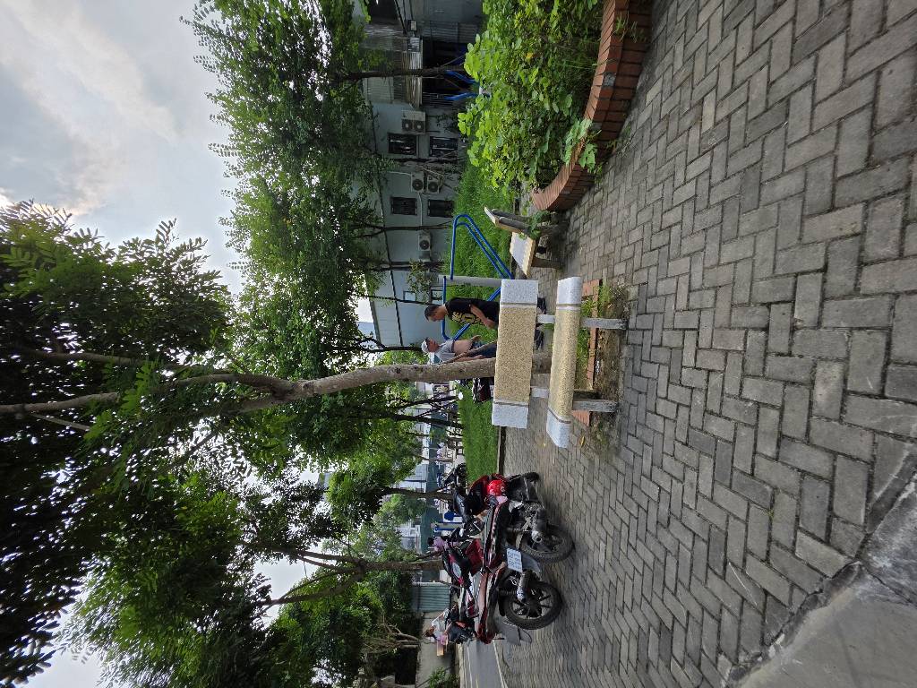 Bán nhà Giải Phóng - diện tích 73m2 1 tầng - ô tô vào nhà - giá 14,9 tỷ