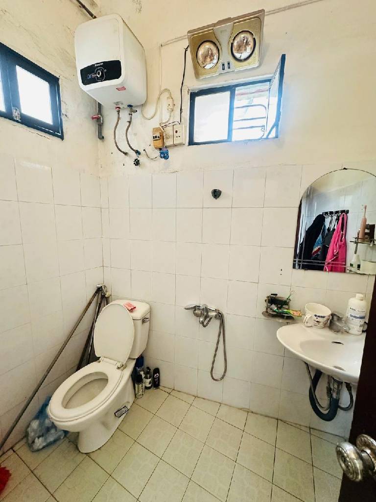 Bán nhà Nguyễn Trãi - diện tích 69m2 4 tầng - gần ô tô - giá 8,5 tỷ