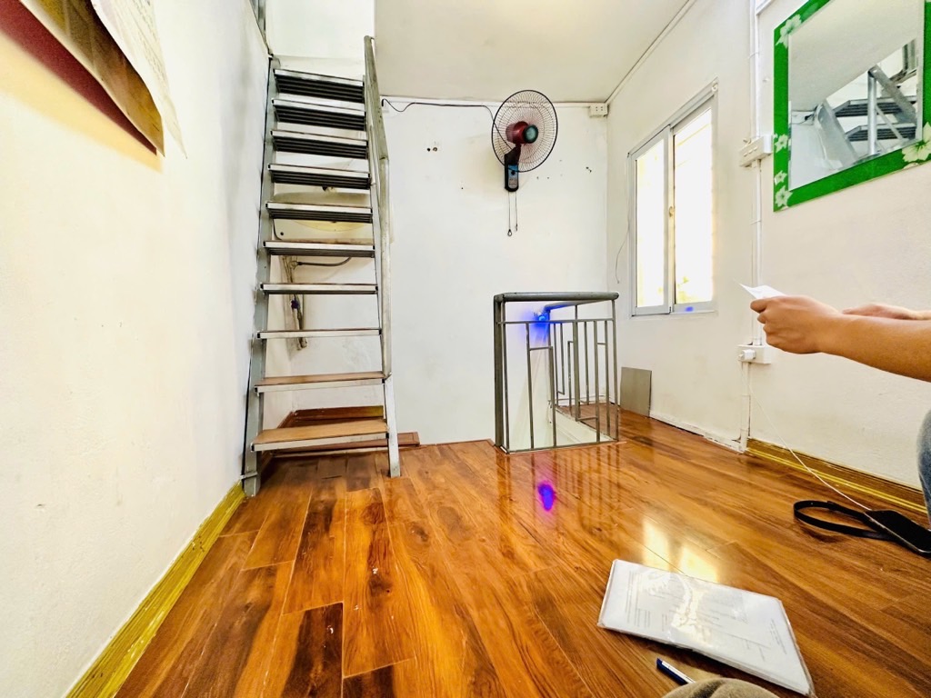 Bán nhà ngõ chợ Khâm Thiên - diện tích 6,3m2 4 tầng - Sổ đỏ riêng sẵn sàng giao dịch - giá 1,7 tỷ