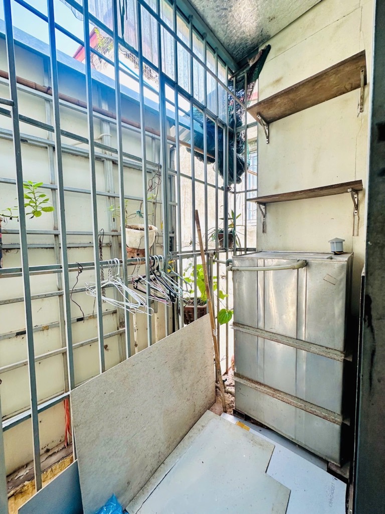 Bán nhà ngõ chợ Khâm Thiên - diện tích 6,3m2 4 tầng - Sổ đỏ riêng sẵn sàng giao dịch - giá 1,7 tỷ