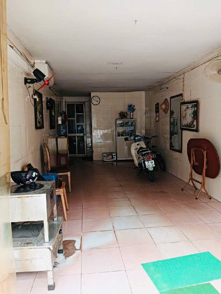 Bán nhà Minh Khai - diện tích 46.2m2 3 tầng - Mặt phố sầm uất - giá 11,2 tỷ