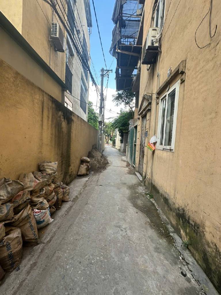 Bán nhà Định Công Hạ - diện tích 59.4m2 5 tầng - thang máy - giá 12,8 tỷ