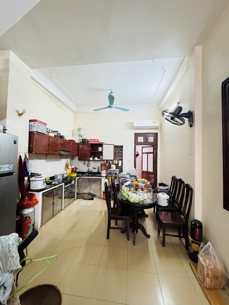 Bán nhà Định Công - diện tích 82m2 4 tầng - Mặt phố kinh doanh sầm uất - giá 20 tỷ