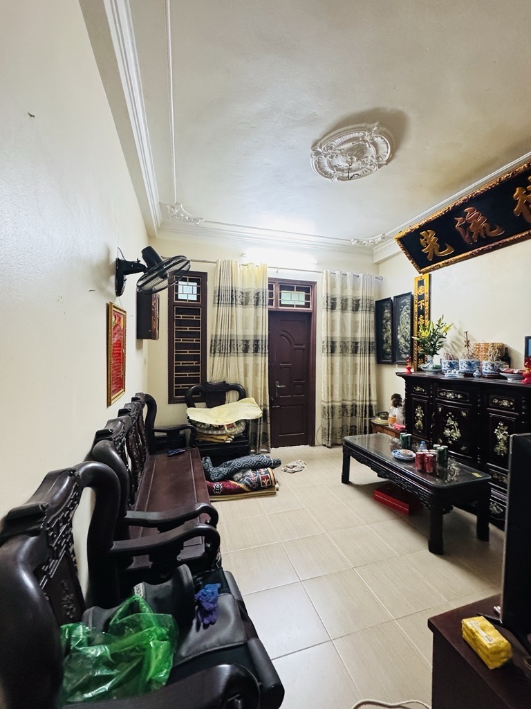 Bán nhà Định Công - diện tích 82m2 4 tầng - Mặt phố kinh doanh sầm uất - giá 20 tỷ