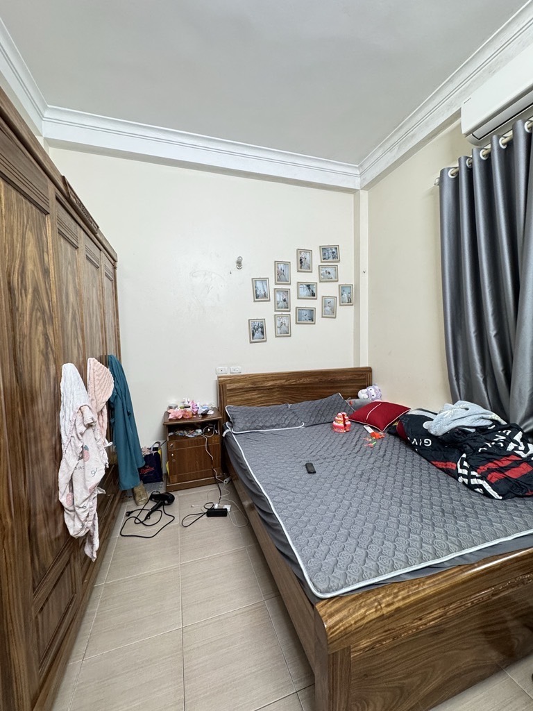 Bán nhà Định Công - diện tích 82m2 4 tầng - Mặt phố kinh doanh sầm uất - giá 20 tỷ