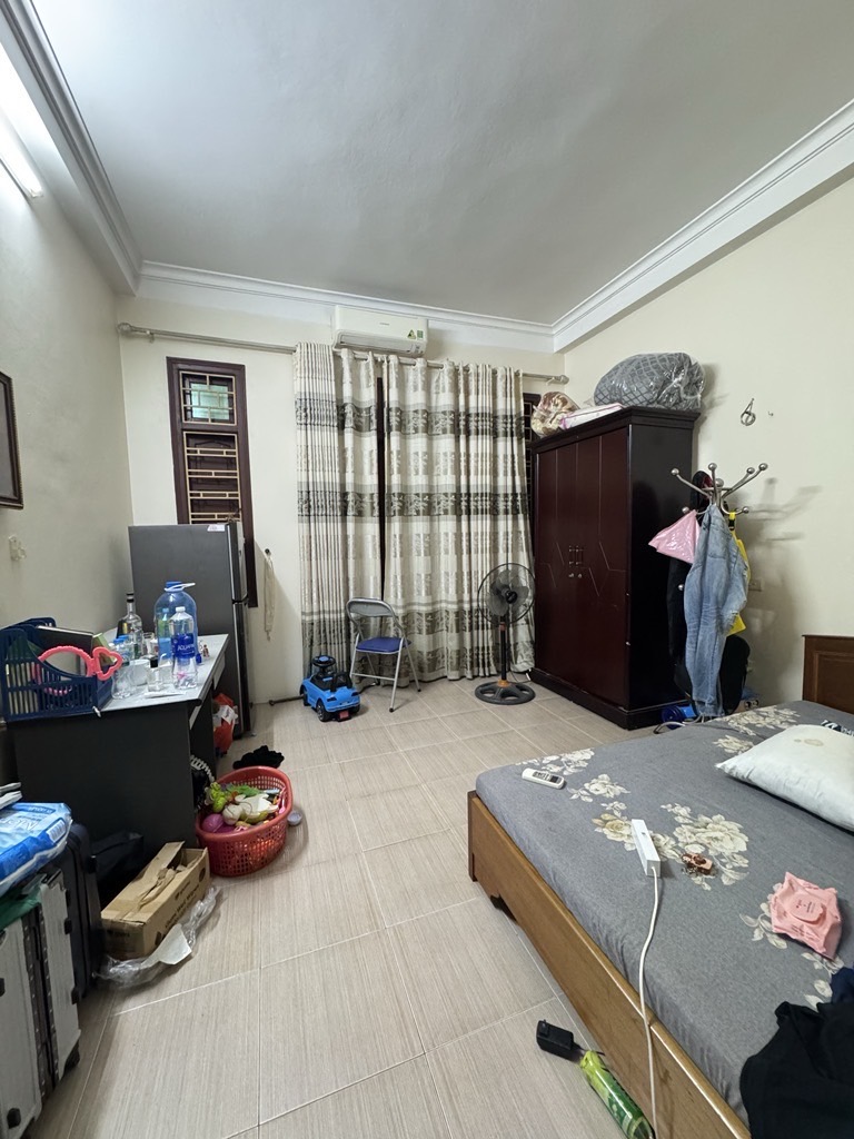 Bán nhà Định Công - diện tích 82m2 4 tầng - Mặt phố kinh doanh sầm uất - giá 20 tỷ