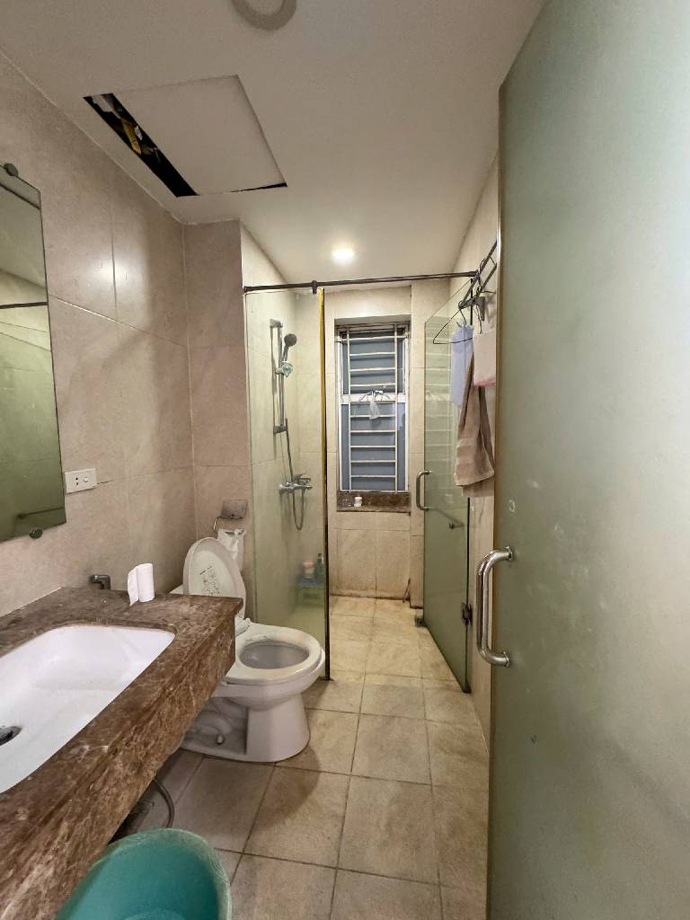 Bán nhà Giải Phóng - diện tích 82.2m2 13 tầng - Cực hiếm - giá 6.8 tỷ