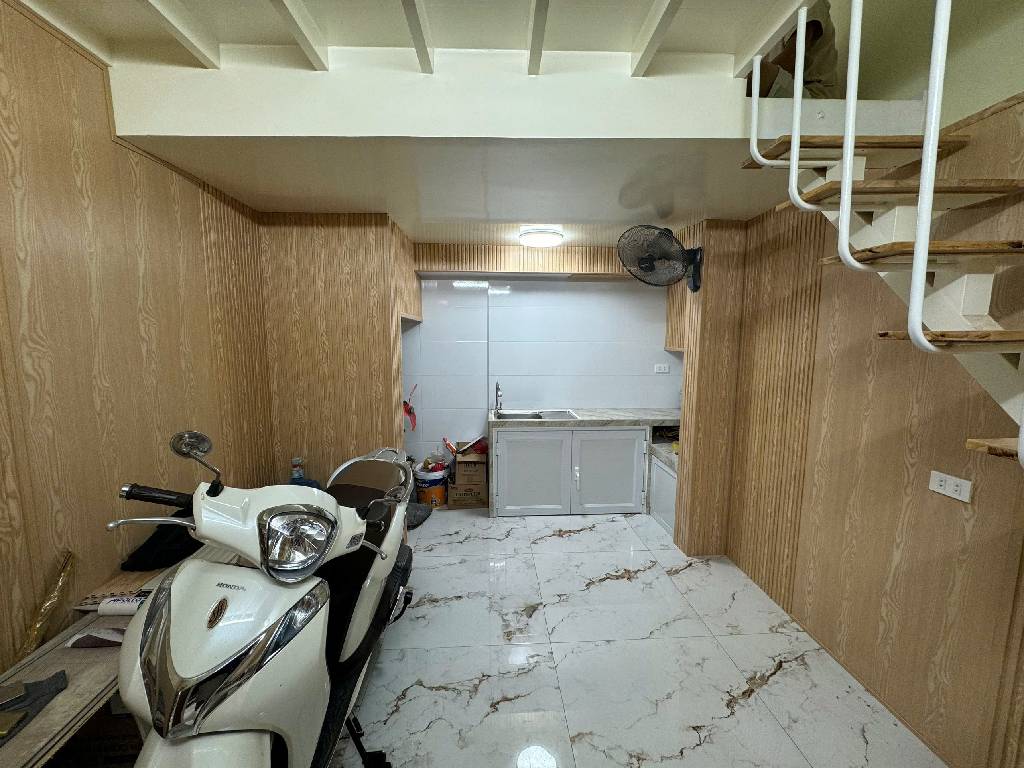 Bán nhà Ngõ Trại Cá - diện tích 14.8m2 4 tầng - Lô góc, gần ô tô - giá 3,35 tỷ