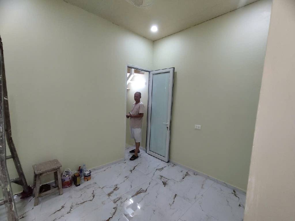 Bán nhà Ngõ Trại Cá - diện tích 14.8m2 4 tầng - Lô góc, gần ô tô - giá 3,35 tỷ