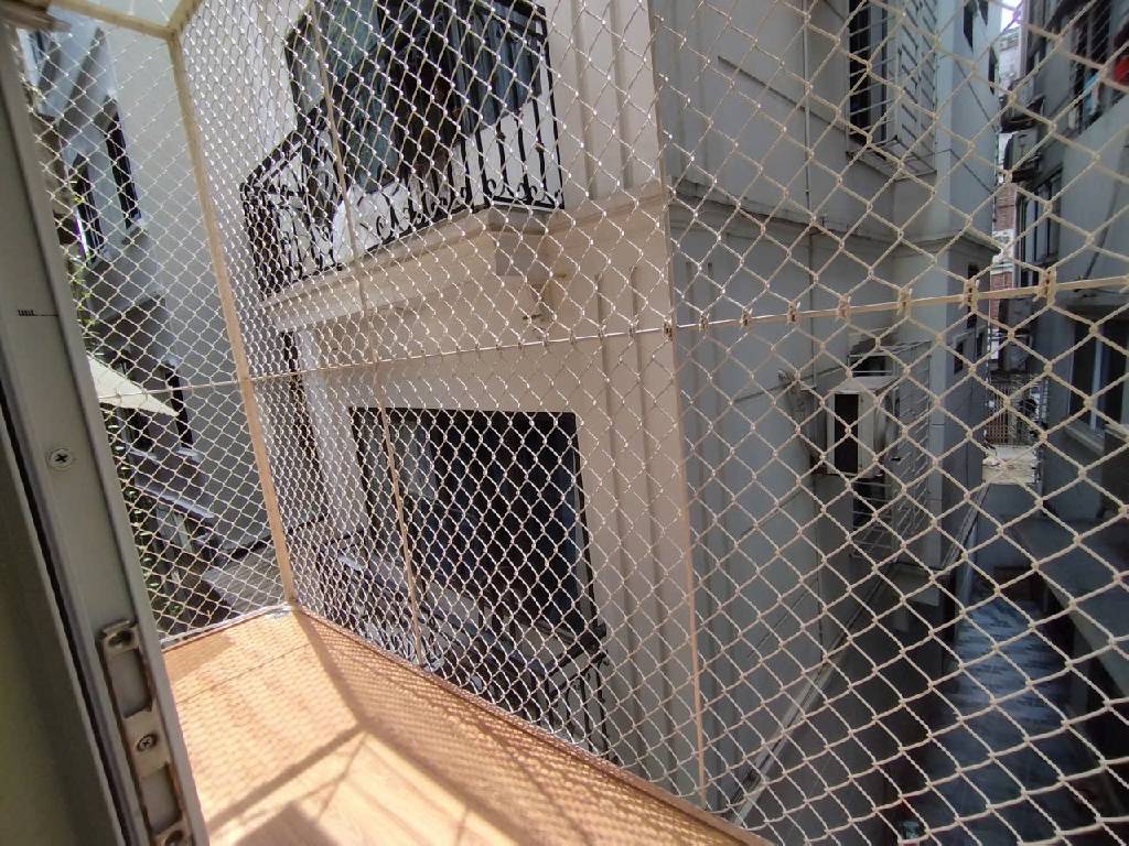 Bán nhà Ngõ Trại Cá - diện tích 14.8m2 4 tầng - Lô góc, gần ô tô - giá 3,35 tỷ