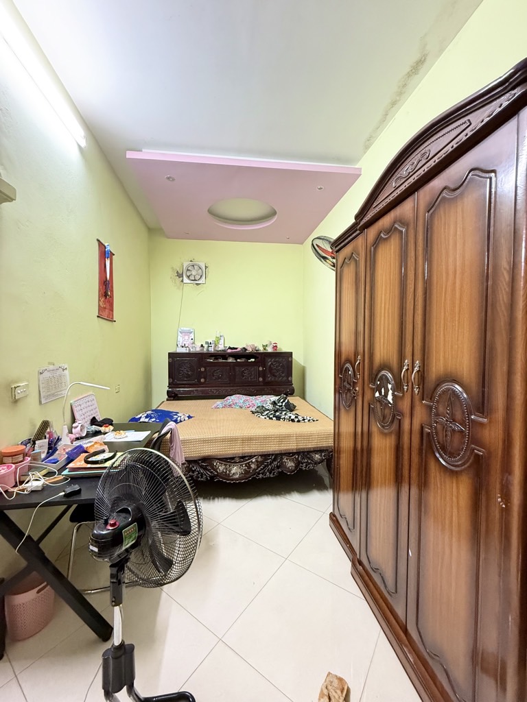 Bán nhà Lĩnh Nam - diện tích 59.9m2 2 tầng - Ô TÔ TRÁNH - giá 8,5 tỷ