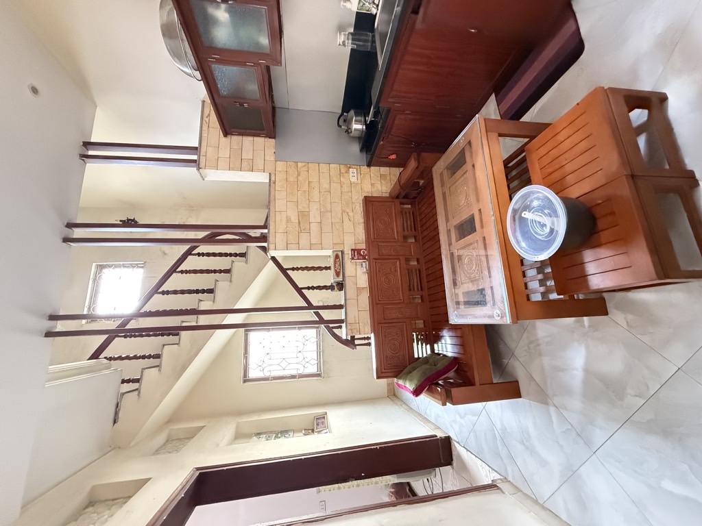 Bán nhà Lĩnh Nam - diện tích 59.9m2 2 tầng - Ô TÔ TRÁNH - giá 8,5 tỷ