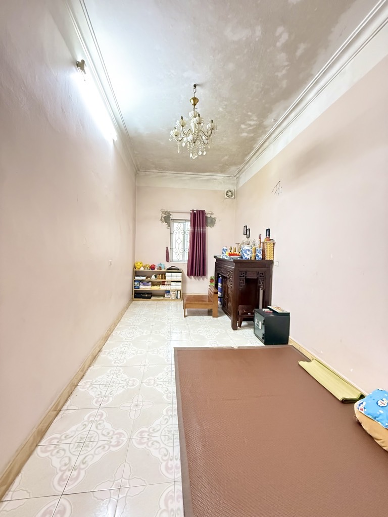 Bán nhà Lĩnh Nam - diện tích 59.9m2 2 tầng - Ô TÔ TRÁNH - giá 8,5 tỷ