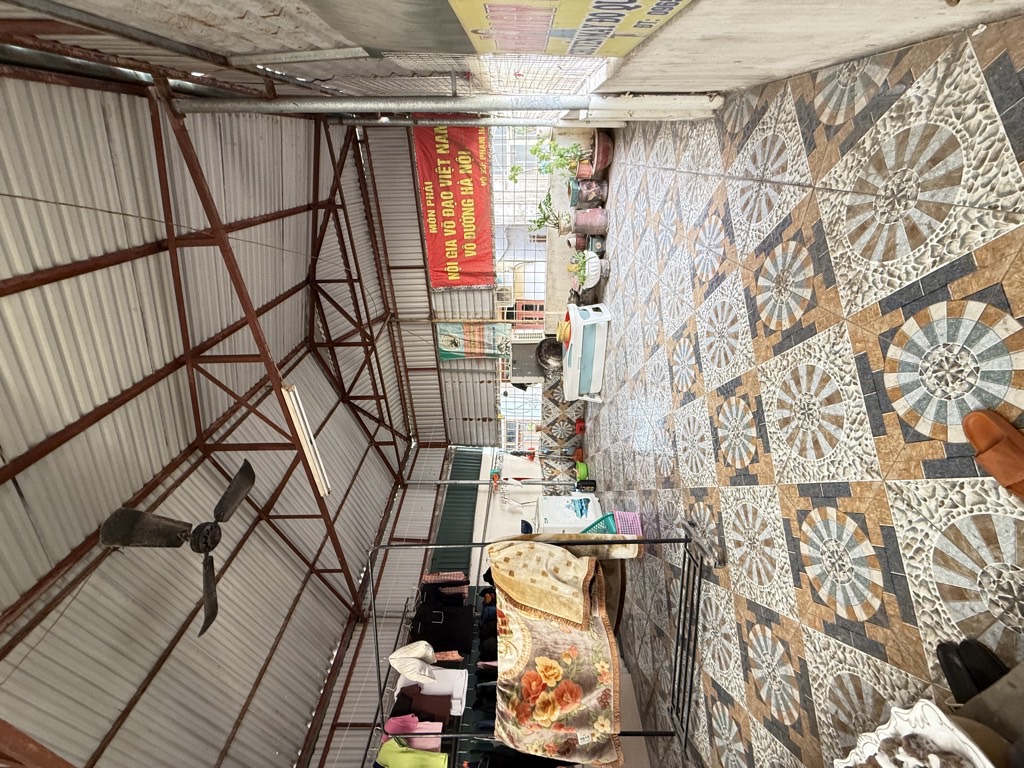 Bán nhà Lĩnh Nam - diện tích 59.9m2 2 tầng - Ô TÔ TRÁNH - giá 8,5 tỷ