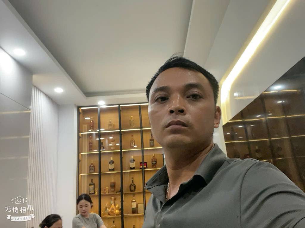 Bán nhà Thịnh Quang - diện tích 48.7m2 5 tầng - Ô tô tránh - giá 17,9 tỷ