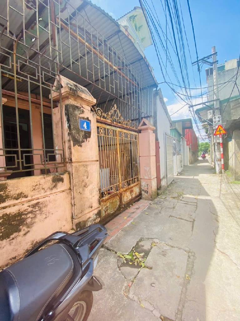 Bán nhà Thúy Lĩnh - diện tích 81m2 3 tầng - Ô tô sát nhà - giá 11,2 tỷ