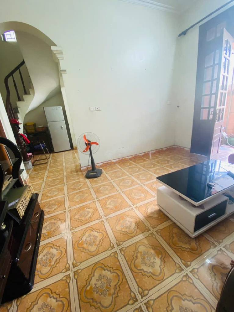 Bán nhà Thúy Lĩnh - diện tích 81m2 3 tầng - Ô tô sát nhà - giá 11,2 tỷ