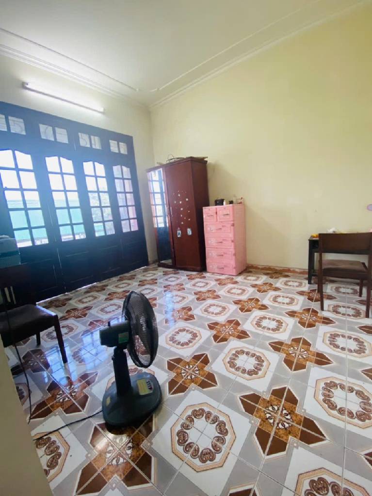 Bán nhà Thúy Lĩnh - diện tích 81m2 3 tầng - Ô tô sát nhà - giá 11,2 tỷ