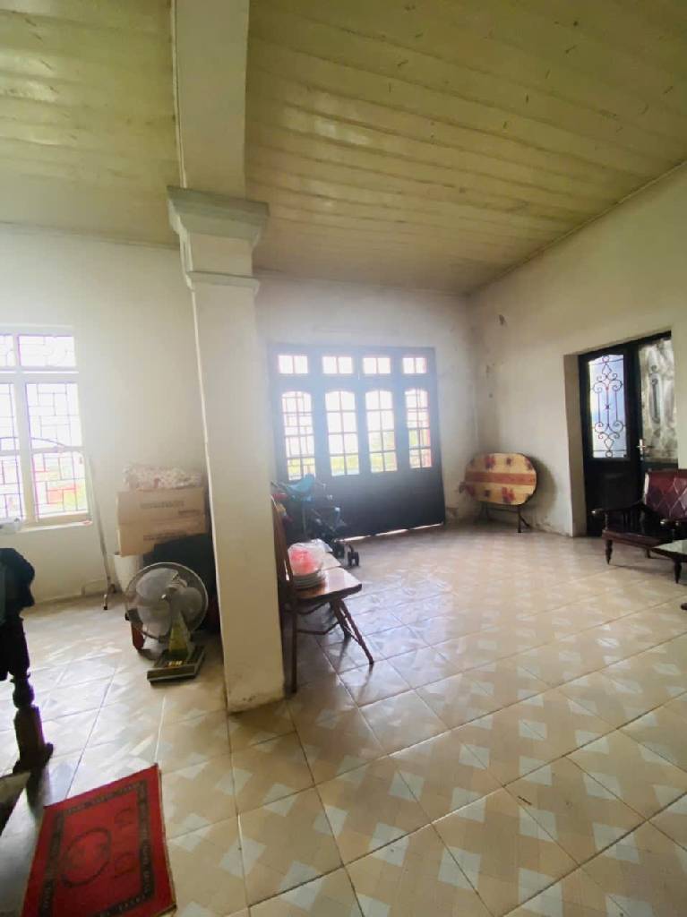 Bán nhà Thúy Lĩnh - diện tích 81m2 3 tầng - Ô tô sát nhà - giá 11,2 tỷ