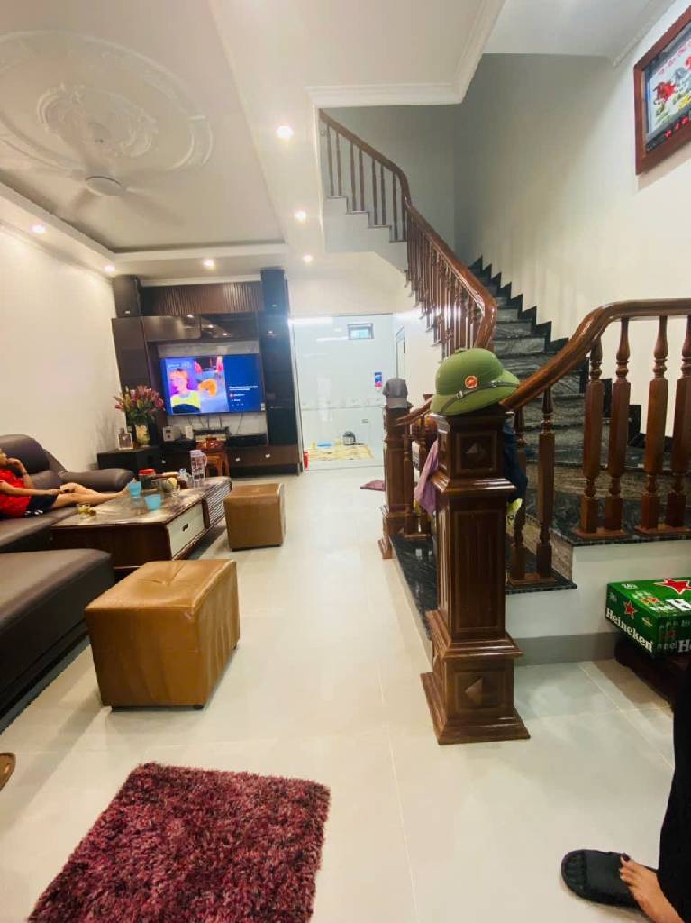 Bán nhà Thúy Lĩnh - diện tích 65m2 4 tầng - ô tô đỗ cửa - giá 11,2 tỷ