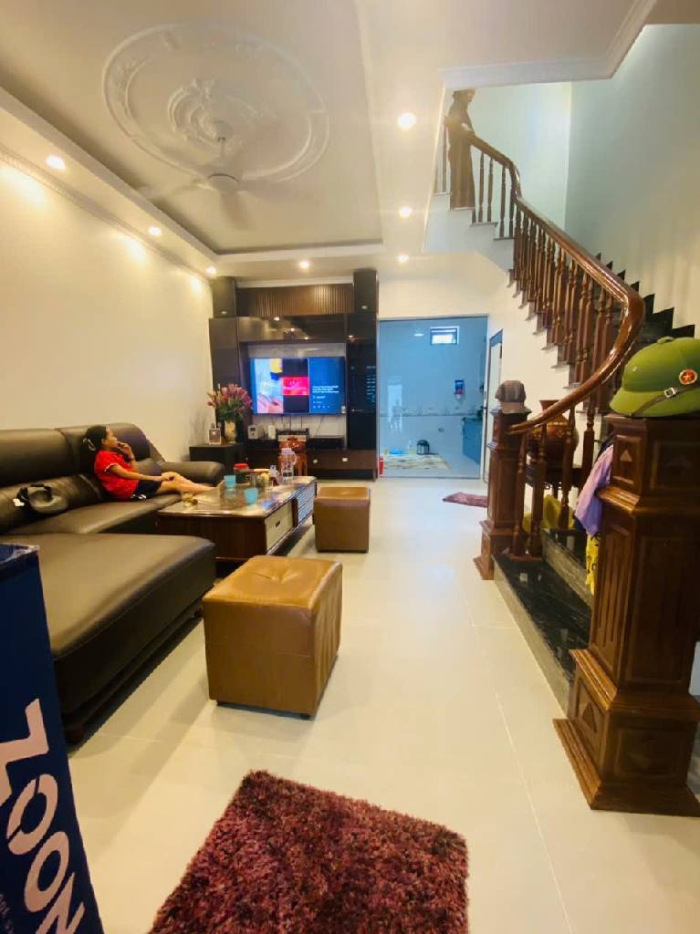 Bán nhà Thúy Lĩnh - diện tích 65m2 4 tầng - ô tô đỗ cửa - giá 11,2 tỷ