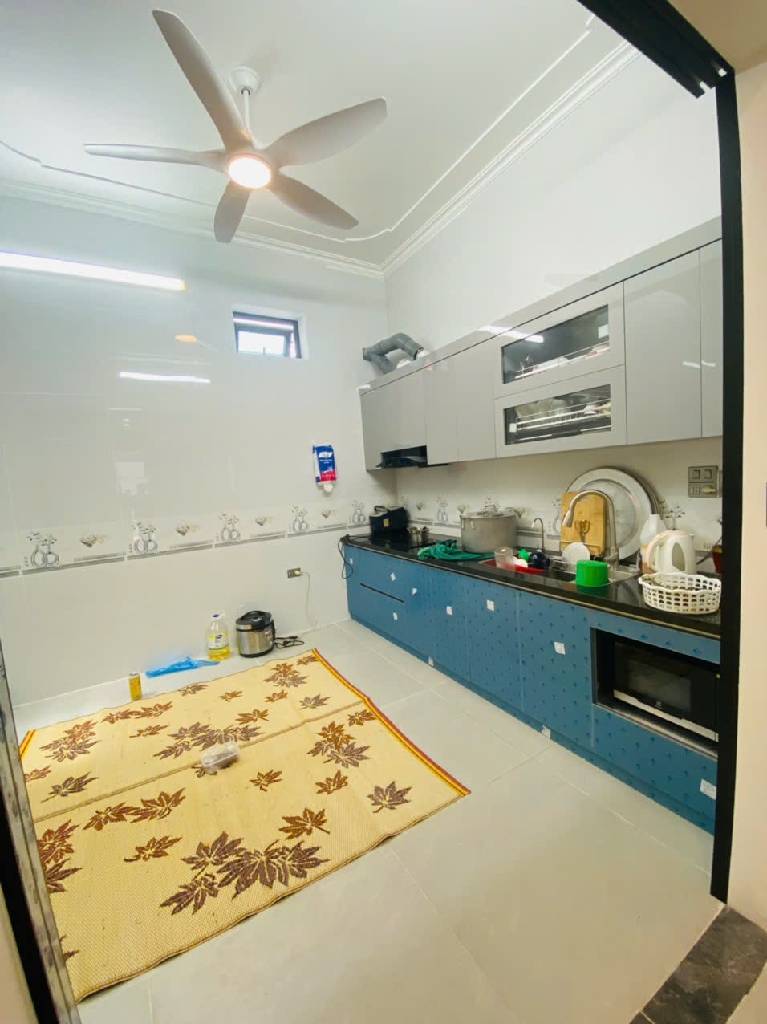 Bán nhà Thúy Lĩnh - diện tích 65m2 4 tầng - ô tô đỗ cửa - giá 11,2 tỷ