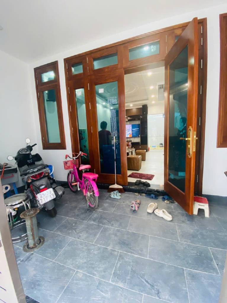 Bán nhà Thúy Lĩnh - diện tích 65m2 4 tầng - ô tô đỗ cửa - giá 11,2 tỷ