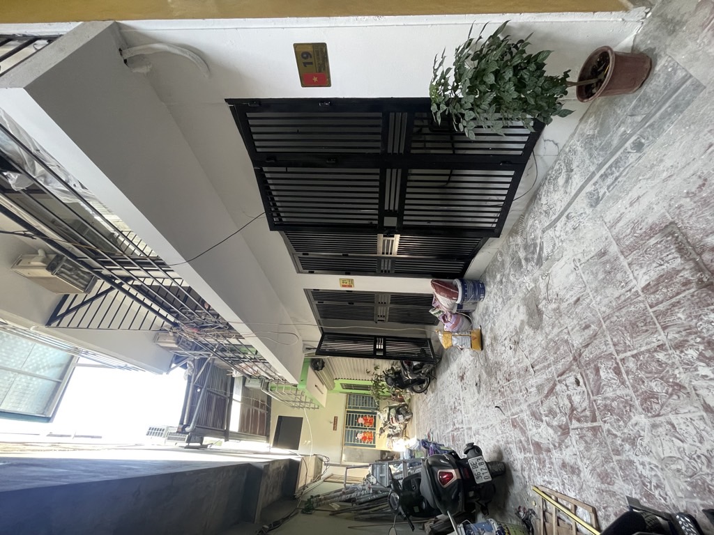 Bán nhà Phan Đình Giót - diện tích 30m2 3 tầng - Lô góc, ô tô lùi cửa - giá 2,98 tỷ