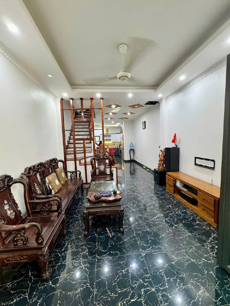 Bán nhà Thanh Lân - diện tích 52.5m2 4 tầng - Ô TÔ VF3 TẬN CỬA - giá 12,5 tỷ