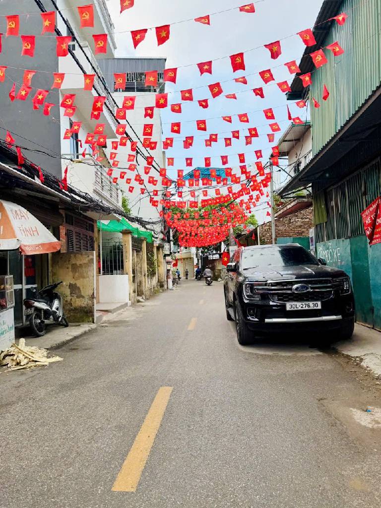 Bán nhà Thanh Lân - diện tích 52.5m2 4 tầng - Ô TÔ VF3 TẬN CỬA - giá 12,5 tỷ