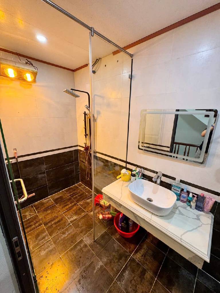 Bán nhà Thanh Lân - diện tích 52.5m2 4 tầng - Ô TÔ VF3 TẬN CỬA - giá 12,5 tỷ