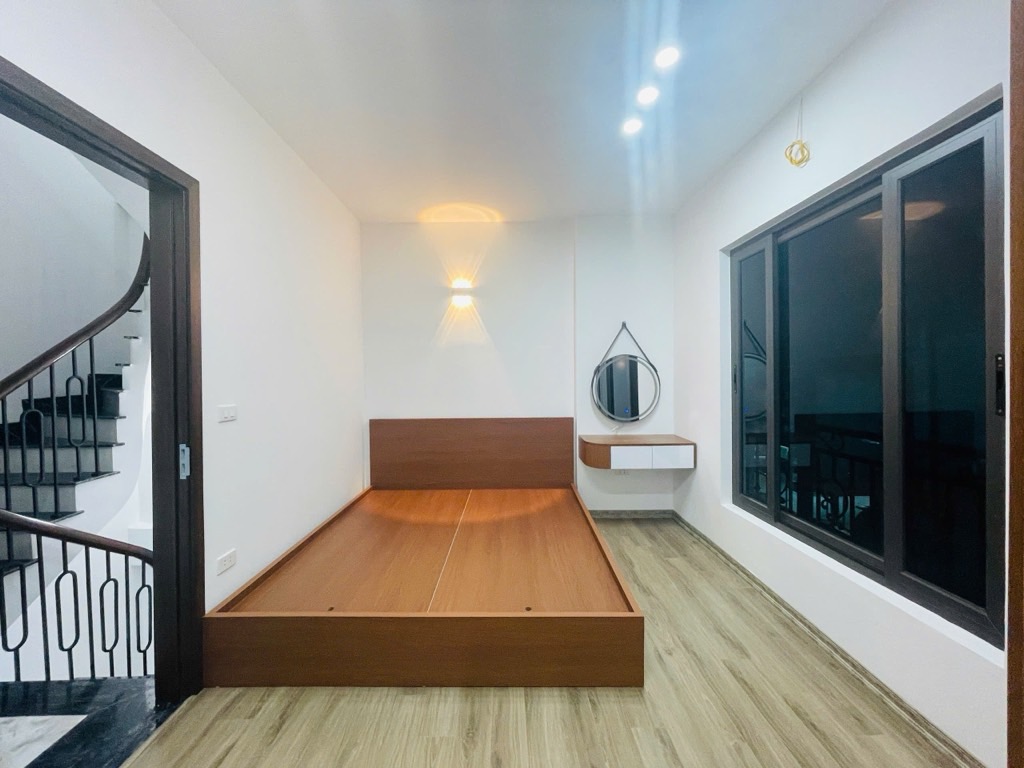 Bán nhà ngõ Hoà Bình - diện tích 30.4m2 4 tầng - Lô góc 2 mặt ngõ - giá 8,5 tỷ