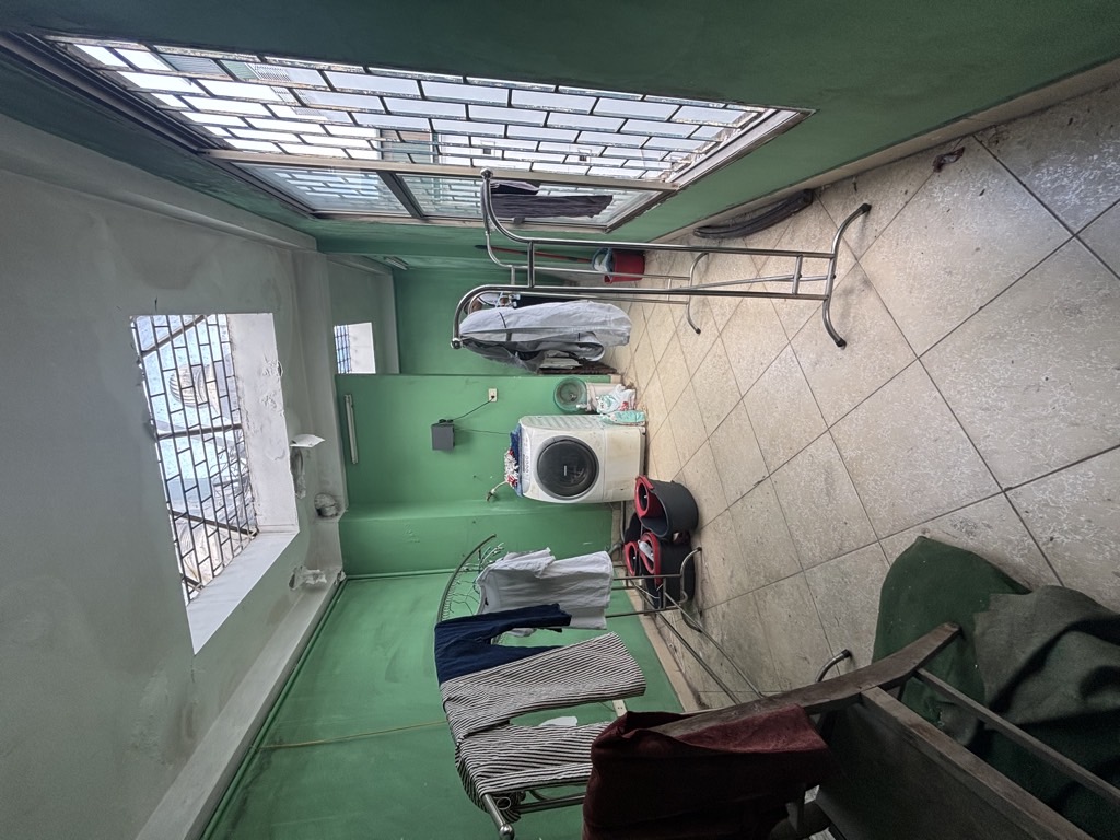 Bán nhà Kim Ngưu - diện tích 34,2m2 6 tầng - Mặt phố kinh doanh sầm uất - giá 17,1 tỷ