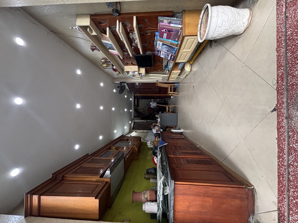 Bán nhà Kim Ngưu - diện tích 34,2m2 6 tầng - Mặt phố kinh doanh sầm uất - giá 17,1 tỷ